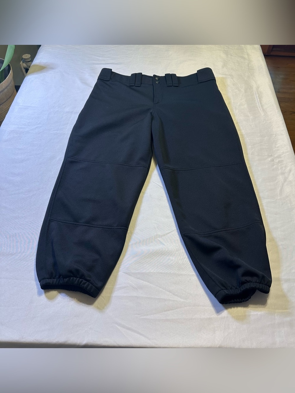Mizuna woman’s Black Athletic Baseball Pants